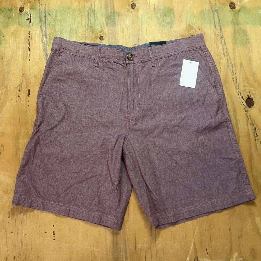 Wallin & Bros. Menswear Shorts Casual Chino Style Burgundy Size 34‎